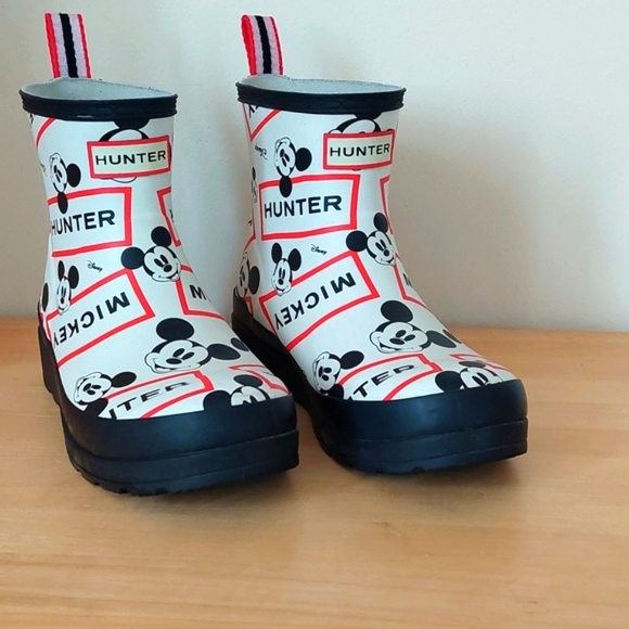 Hunter × Disney Mickey Mouse rain booties - Picture 3 of 13